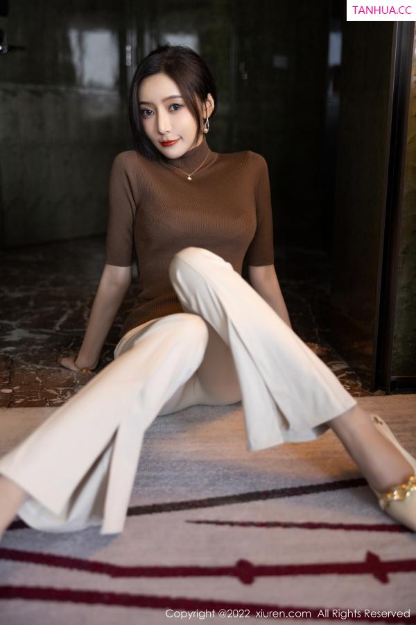 王馨瑶  [XiuRen]高清写真图 2022.12.09 No.5978 王馨瑶yanni 时尚美腿第20张图片